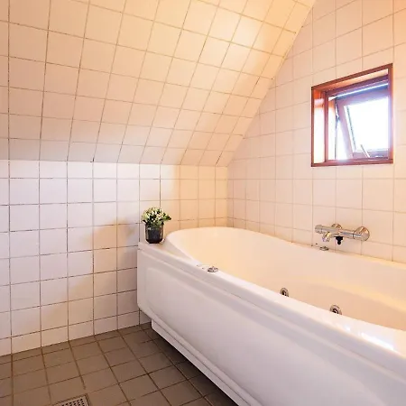 Two-bedroom Holiday In 3 Casa vacanze