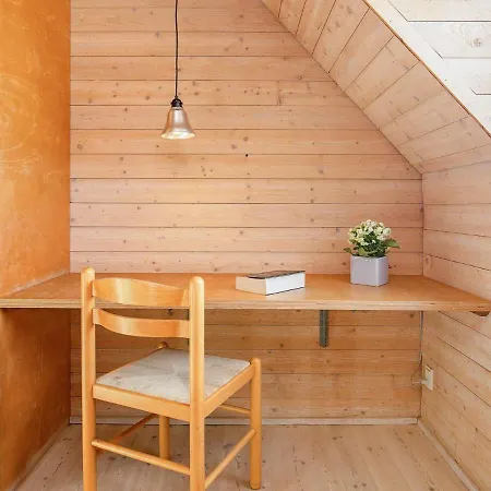 Casa vacanze Two-bedroom Holiday In 3